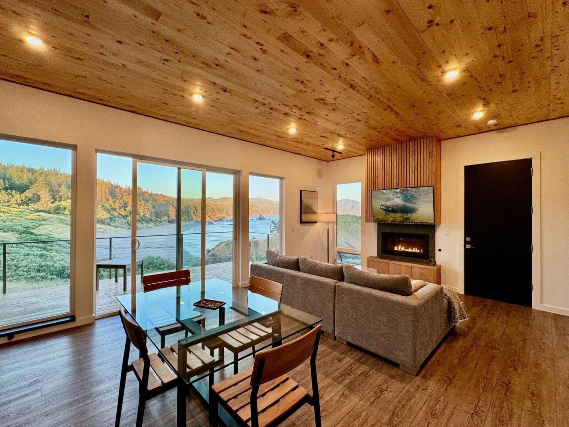 The Cove At Port Orford - 5 Ocean Front Suites Esterno foto